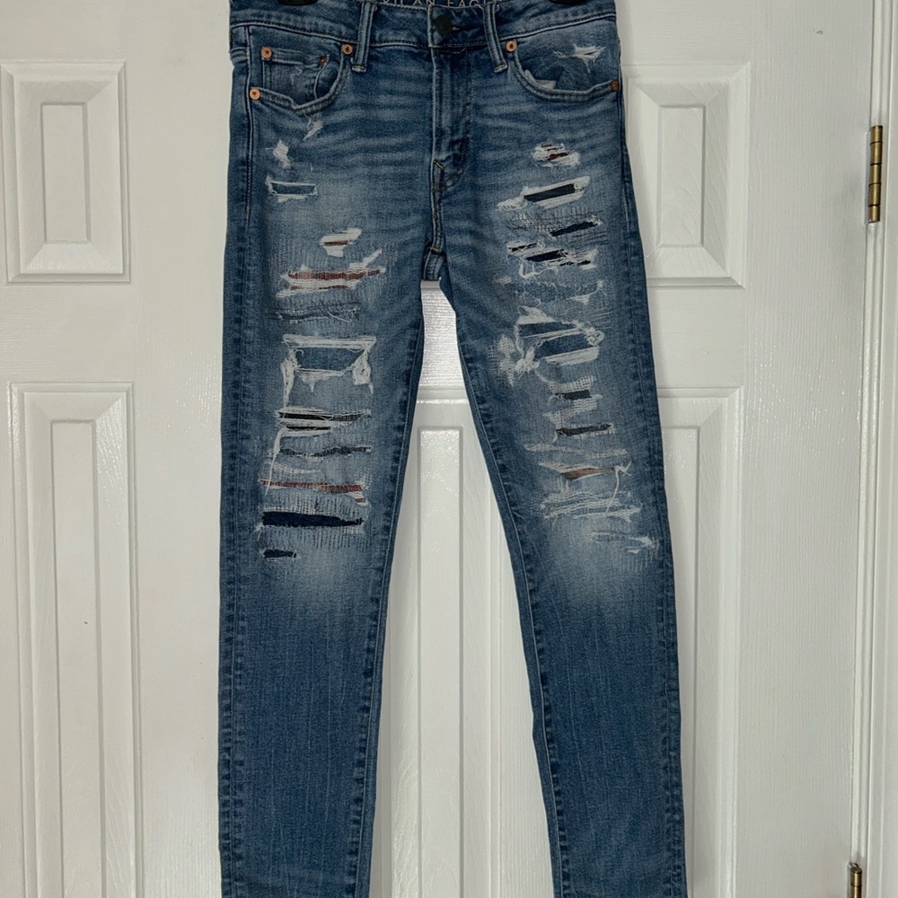Men's Distressed Blue Jeans